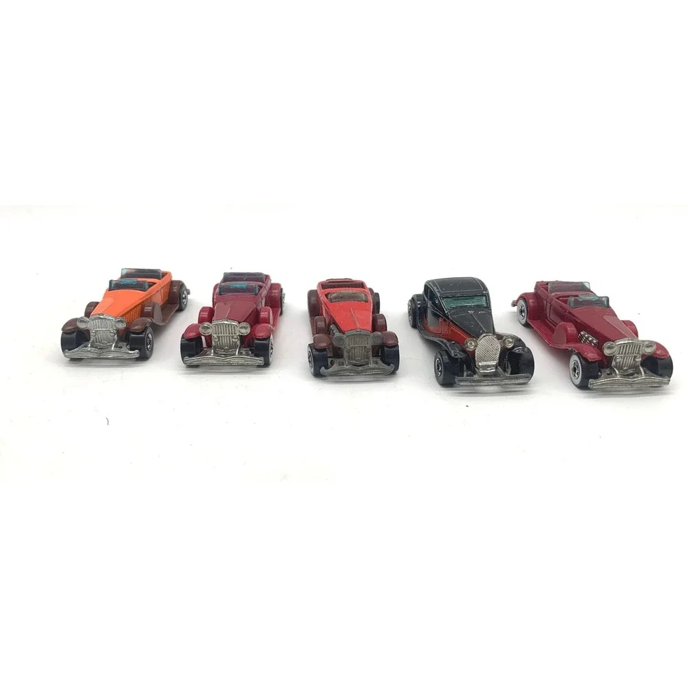 Hot Wheels Diecast Toy Cars Lot of 5 Multicolor Vintage 31 Doozie 37 Bugatti